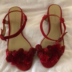 Banana Republic Low heel Pom Pom sandals